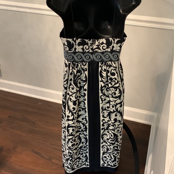 Nicole Miller Collection Black & White Printed Silk Dress Size 4 - Picture 6 of 10
